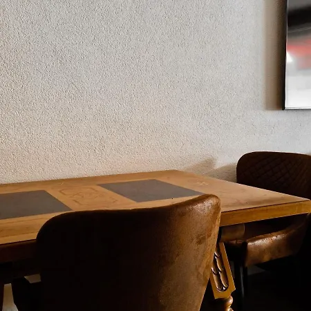 Fewo's Und Apartment's Schoeneck 다보스